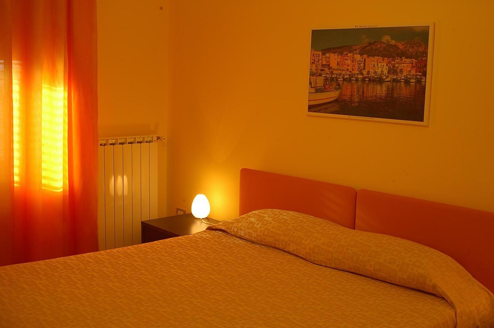 Piano Verde Casa Vacanze Bed and Breakfast Casteldaccia Esterno foto