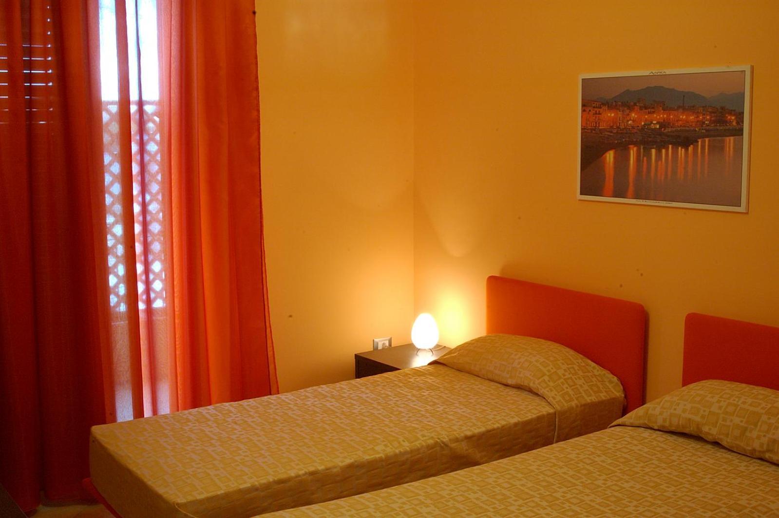 Piano Verde Casa Vacanze Bed and Breakfast Casteldaccia Esterno foto